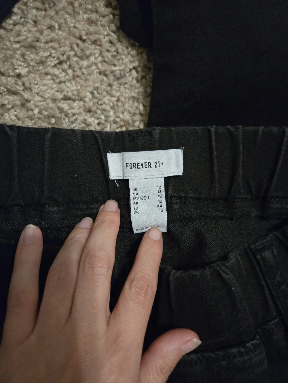 💖Forever 21 Black Straight Leg Jeans